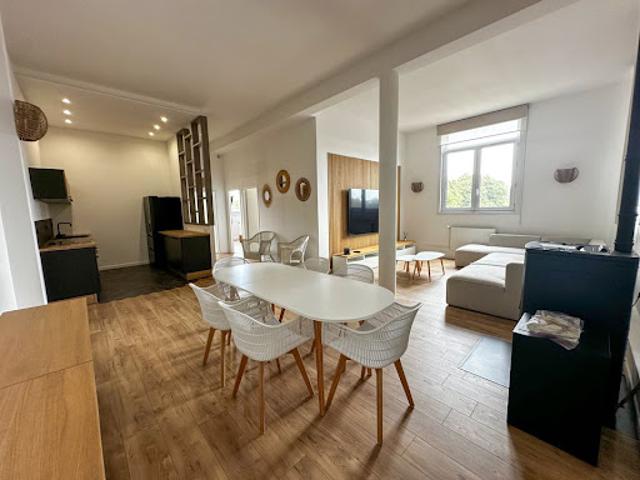 Location Appartement 4 pièces 124 m2 Saint André lez Lille