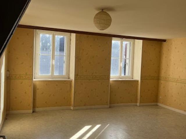 Location Appartement 4 pièces 125 m2 Aubusson