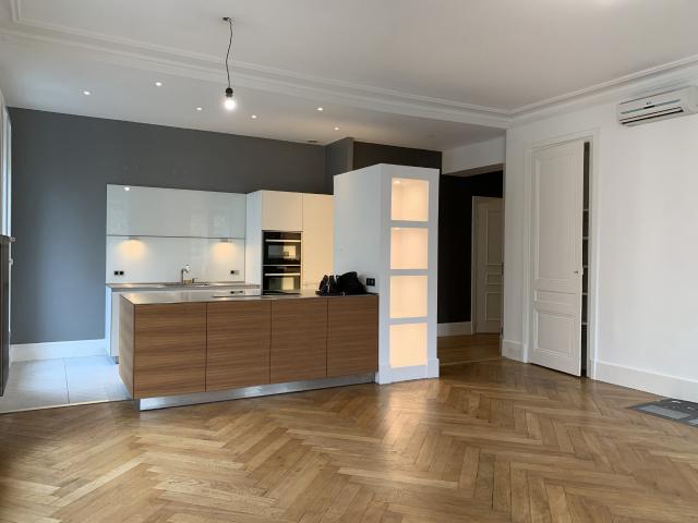 Location Appartement 4 pièces 125m² LYON 6ème