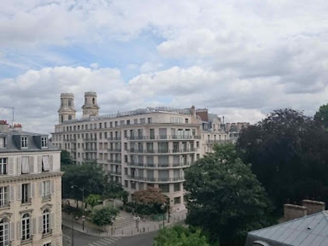 Location Appartement 4 pièces 128 m2 Paris 6ème