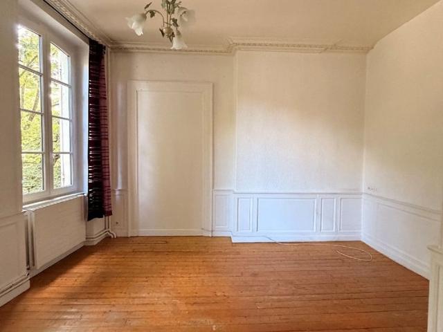Location Appartement 4 pièces 128m² MOULINS 03000