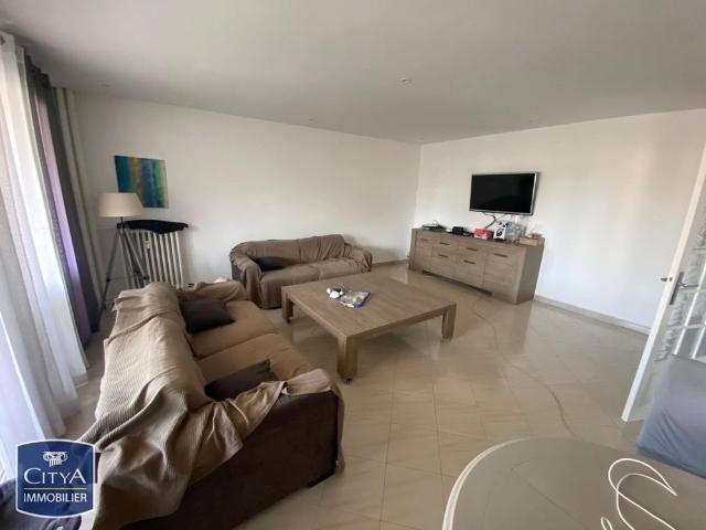Location Appartement 4 pièces 131m² TOULON 83000