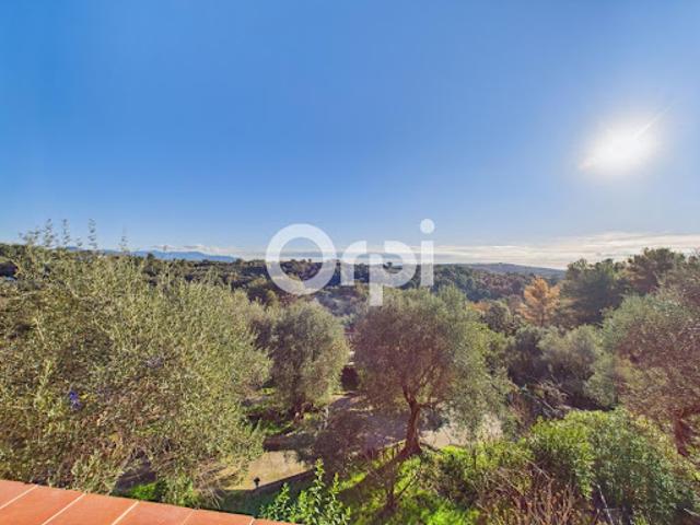 Location Appartement 4 pièces 132.91 m2 Roquefort les Pins