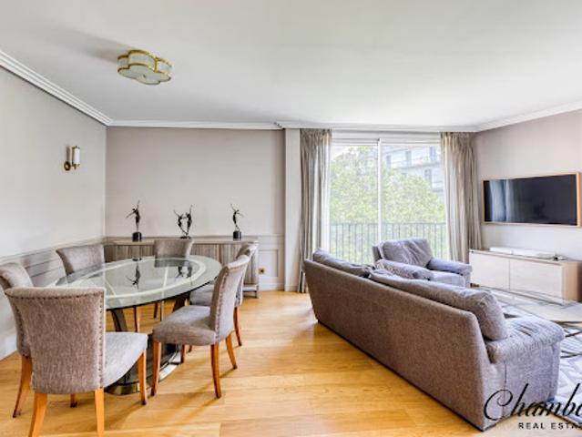 Location Appartement 4 pièces 135 m2 Paris 16ème