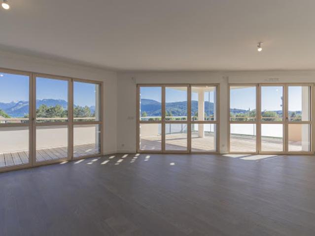 Location Appartement 4 pièces 136.82 m2 Annecy le Vieux