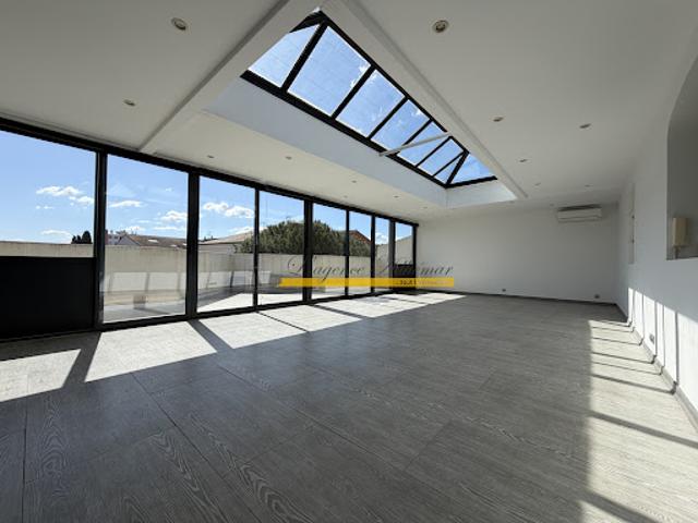 Location Appartement 4 pièces 140.38 m2 Montelimar