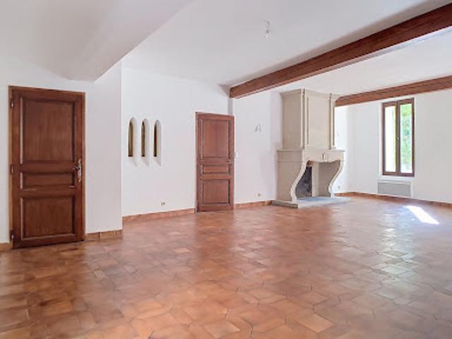 Location Appartement 4 pièces 140 m2 Carpentras