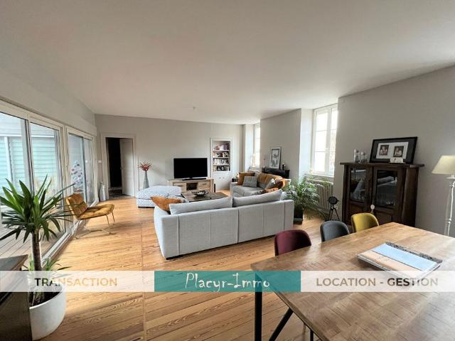 Location Appartement 4 pièces 143m²