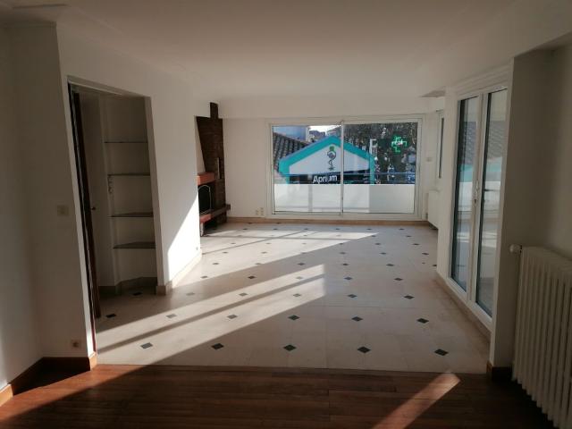 Location Appartement 4 pièces 149m² ST JEAN DE MONTS 85160