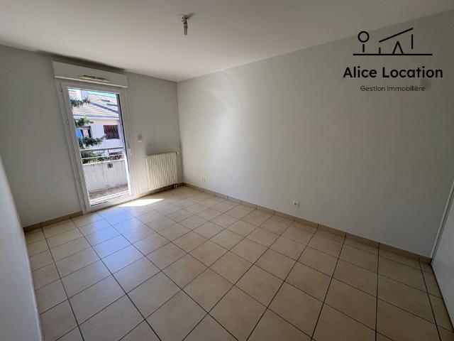 Location Appartement 4 pièces 149m² THONON LES BAINS 74200