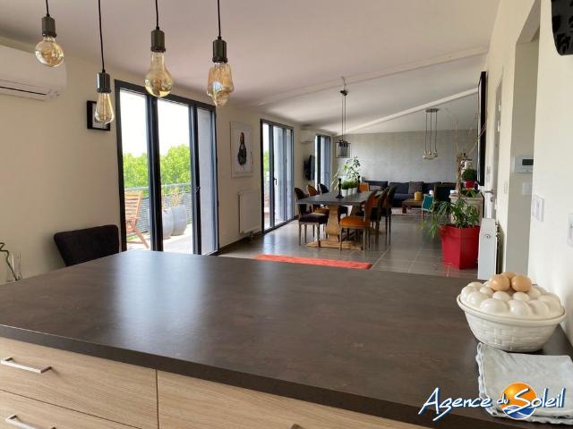 Location Appartement 4 pièces 153m² NARBONNE 11100