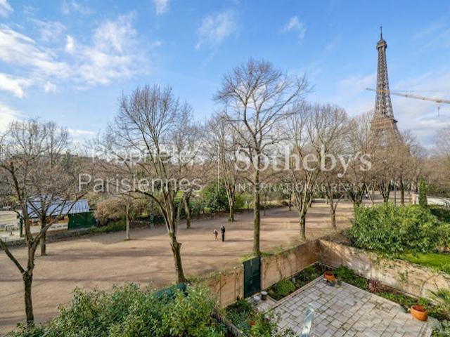 Location Appartement 4 pièces 191 m2 Paris 7ème