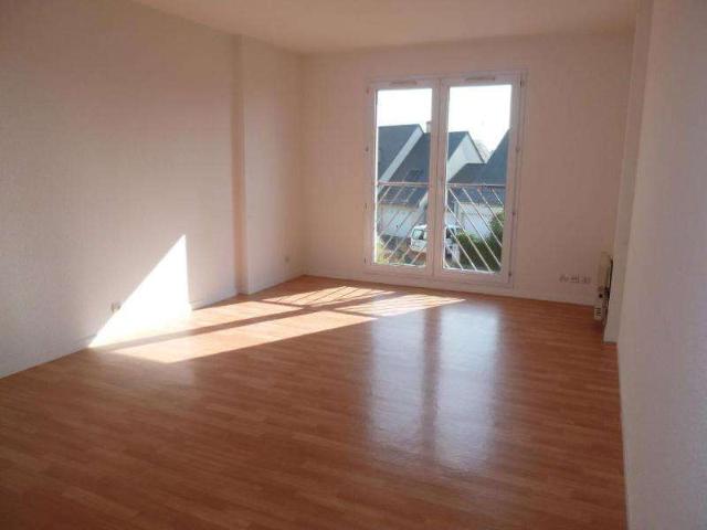 Location appartement 4 pièces Angers Saint Jacques Nazareth 49
