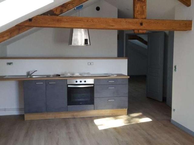 Location appartement 4 pièces Aydat 63
