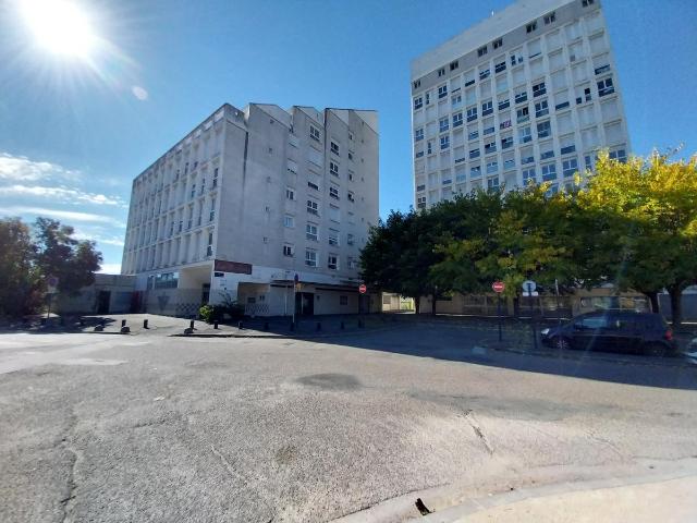 Location appartement 4 pièces BORDEAUX 82m² à 985.84€/mois CDC Habitat