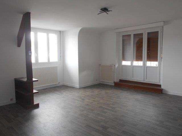 Location appartement 4 pièces Corlay 22