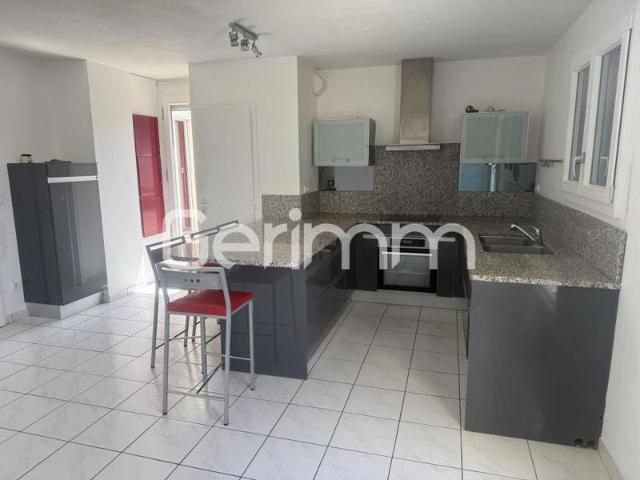 Location Appartement 4 pièces + cuisine 105,78 m² 1