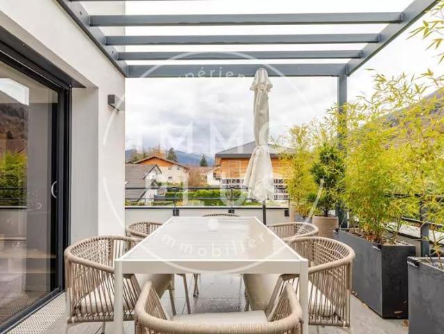 Location Appartement 4 pièces + cuisine 85,58 m² 2