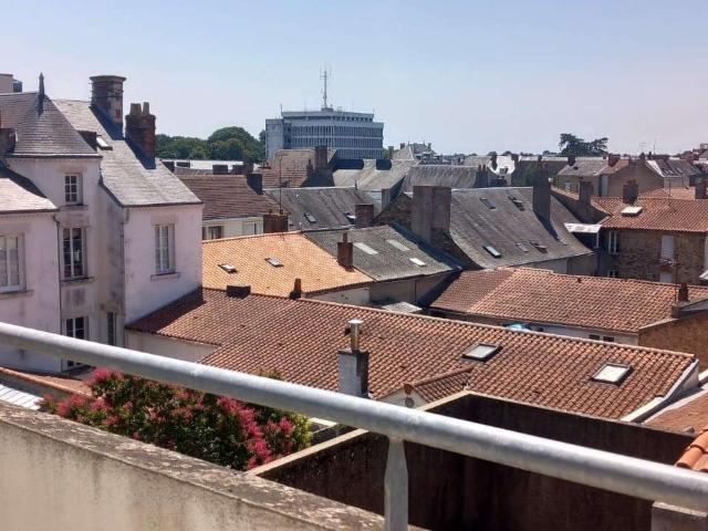 Location appartement 4 pièces La Roche Sur Yon Centre Ville 85