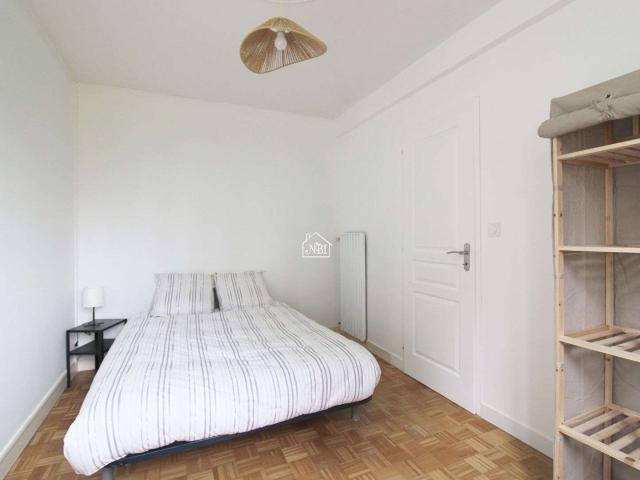 Location appartement 4 pièces Laval 53