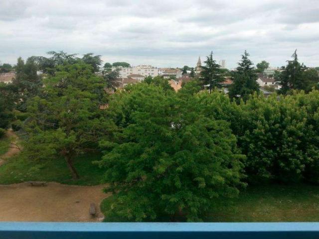 Location appartement 4 pièces Le Bouscat 33