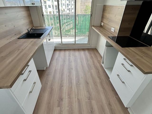 Location appartement 4 pièces Marseille 04 13004 867758