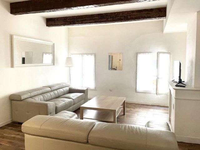 Location appartement 4 pièces Marseille 1er 13