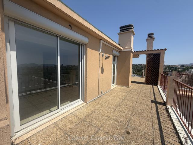 location appartement 4 pièces Marseille Ecole, commerce