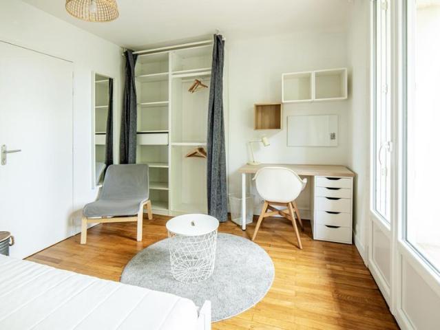 Location Appartement 4 pièces Meublé 72m² NANTES 44300