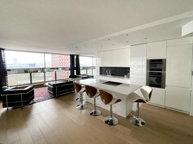 Location Appartement 4 pièces Meublé 95m² PARIS 15ème