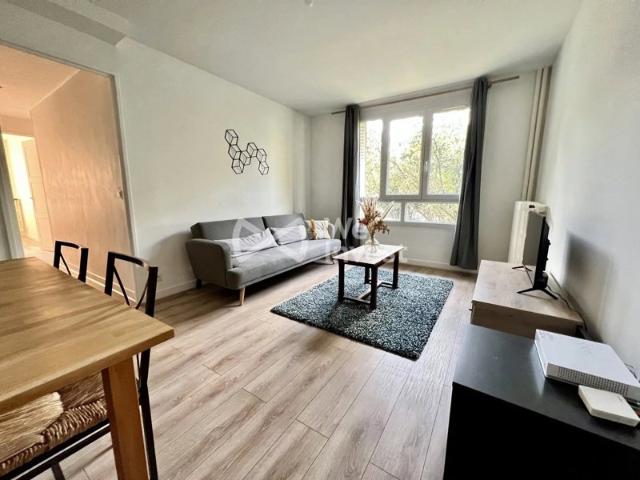 Location Appartement 4 PIèces meublé style contemporain Colomb