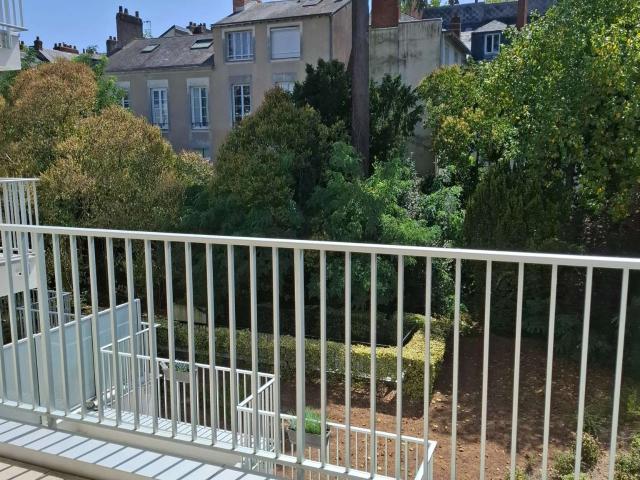 Location appartement 4 pièces Nantes Centre Ville 44