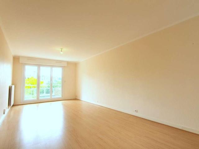 Location appartement 4 pièces Nantes Pont Du Cens Petit Port 44