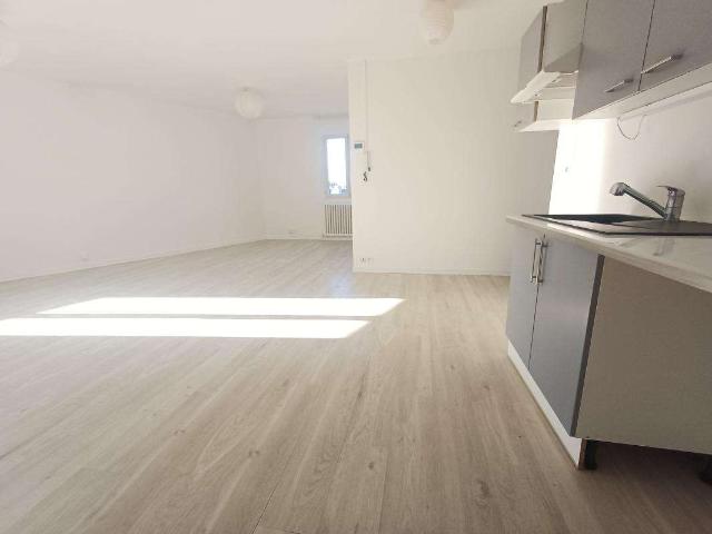 Location appartement 4 pièces Saint Brieuc Le Tertre, Le Point Du Jour, La Tour D'auvergne 22