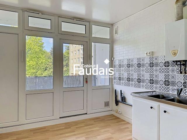 Location appartement 4 pièces Saint Lô 50