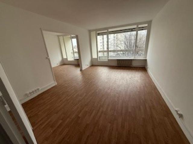 Location appartement 4 pièces ST DENIS 84m² à 946.42€/mois CDC Habitat