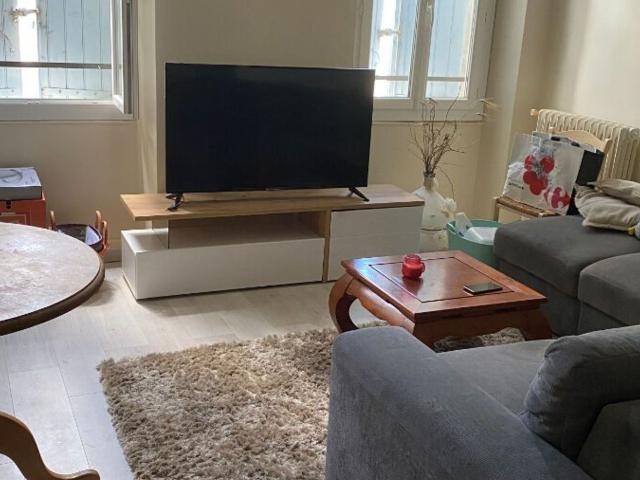 Location appartement, 53 m² T 3 à Labruguière, 475 €