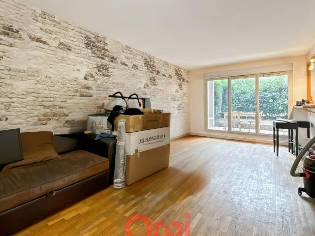 Location appartement, 50.09 m² T 2 à Lyon 8, 860 €