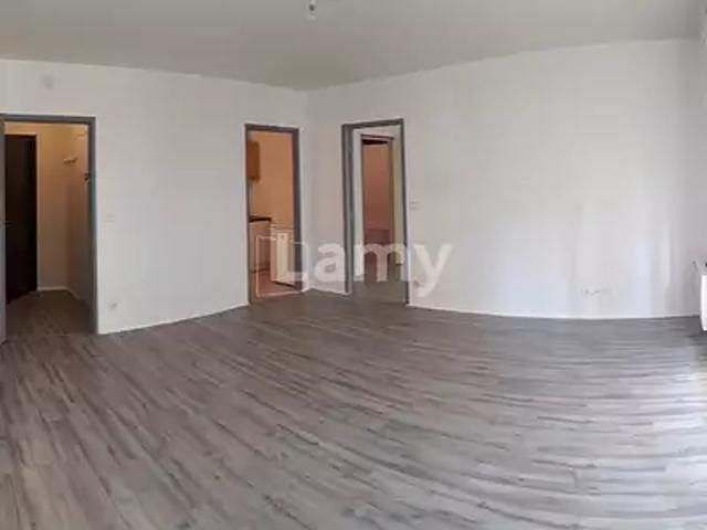 location appartement, 50.36 m² terrasse parking