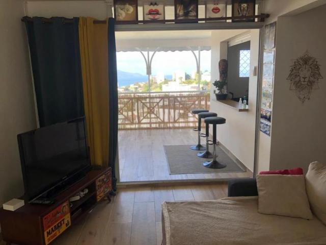 Location Appartement 50.3m² 3 pièces Fort de france