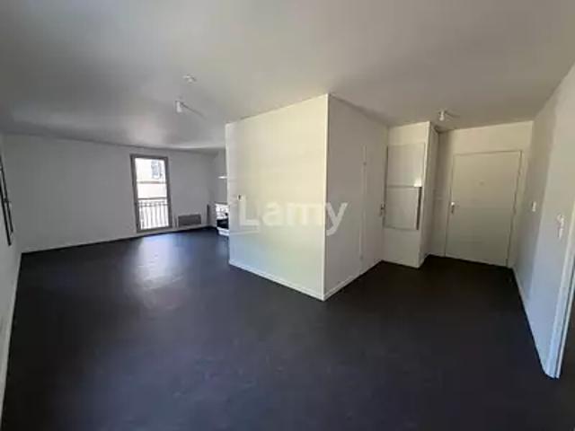 location appartement, 52.44 m² terrasse