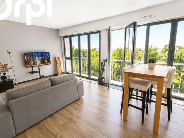 Location appartement, 52.4 m² T 2 à Bois d'Arcy, 1 050 €