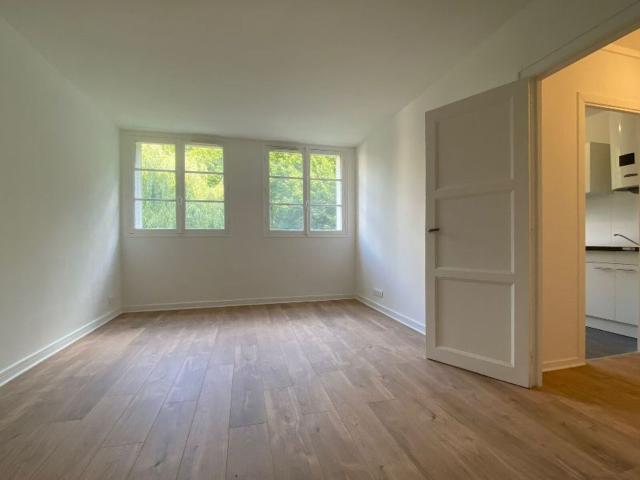 Location appartement, 52.36 m² T 3 à Créteil, 980 €