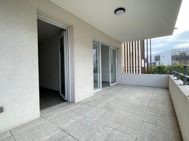 Location appartement, 55.45 m² T 3 à Juvignac, 849 €