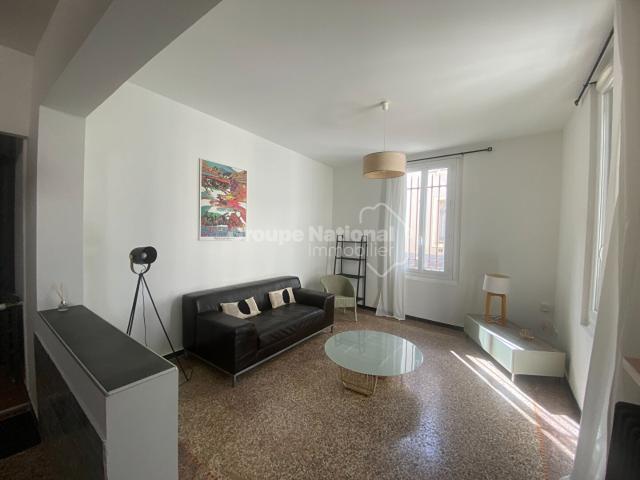 Location appartement 55.33 m², Nimes 30000 Gard