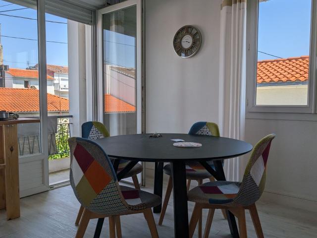 Location appartement, 55 m² T 3 à Royan, 850 €