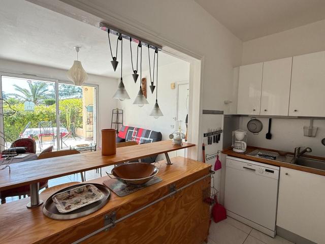 Location appartement, 55 m² T 2 à Villeneuve Loubet, 1 650 € | Orpi