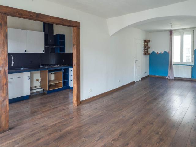 Location appartement, 56.99 m² T 2 à Reims, 730 €