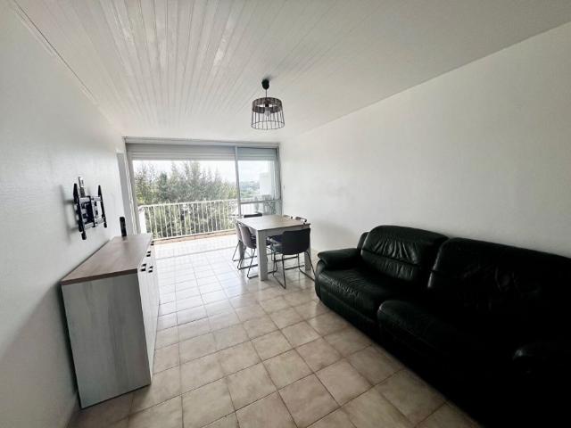 Location Appartement 58m² 3 pièces Fort de france