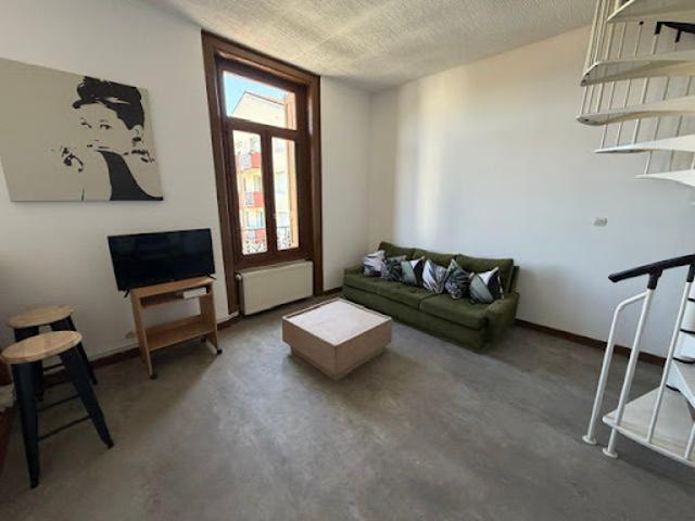 Location Appartement 5 pièces 67 m2 Saint Etienne